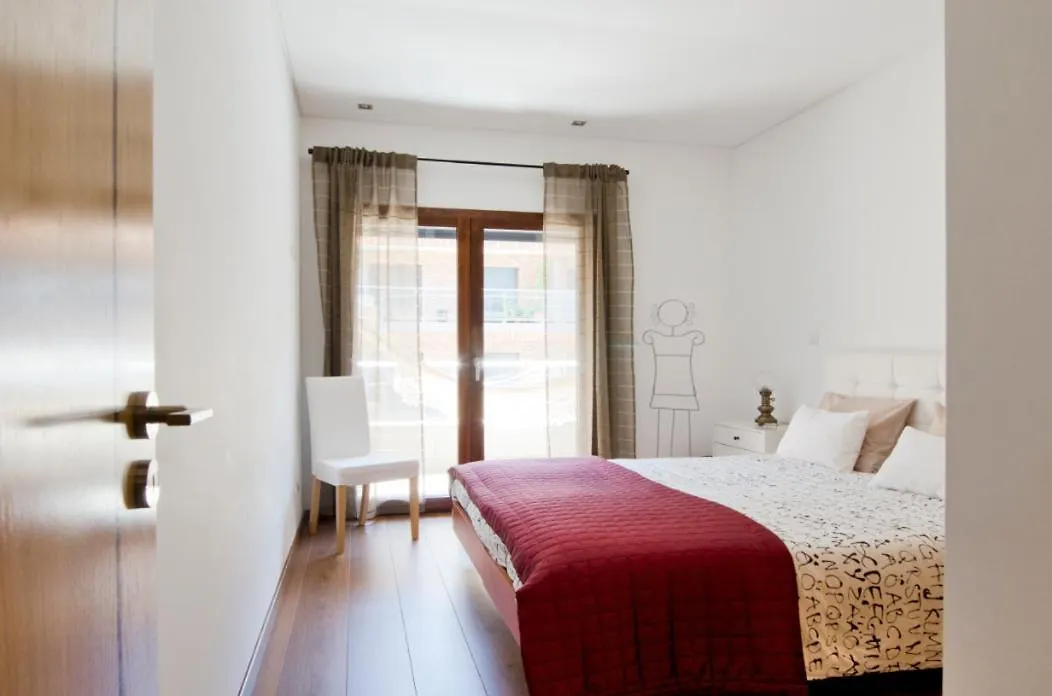Apartmán Parque Nacoes / Jardins Cristo Rei Lisboa 0*,  Portugalsko