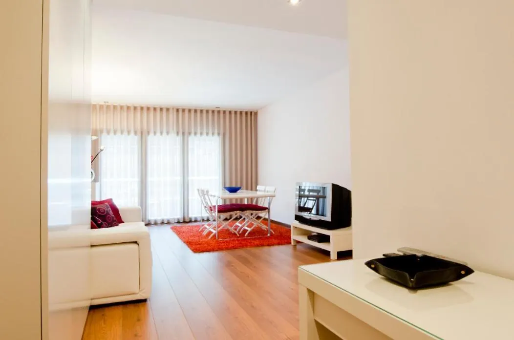 Parque Nacoes / Jardins Cristo Rei Apartment Lisbon 0*,